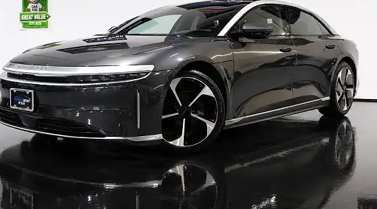 2023 Lucid Air Touring AWD –Powerful & Efficient