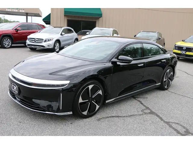 Luxury 2024 Lucid Air Touring Electric Sedan