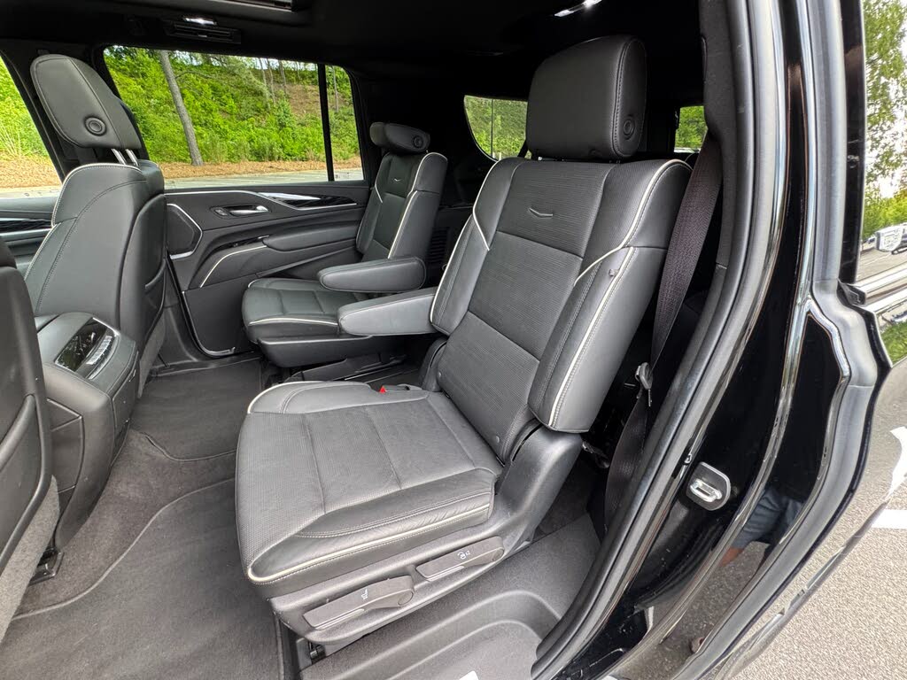 2023 Cadillac Escalade ESV Sport 4WD SUV