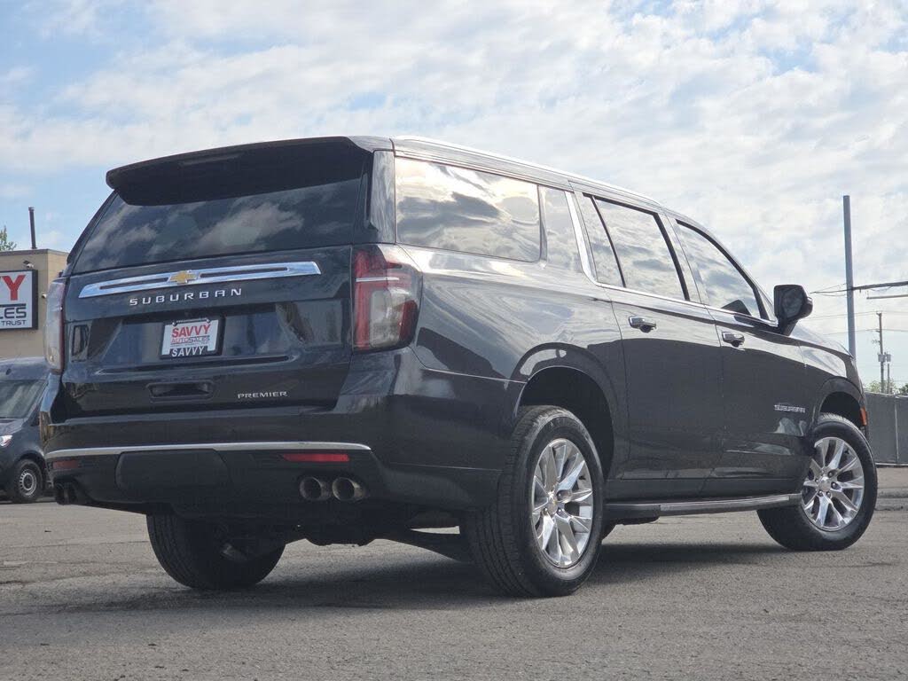 2023 Chevrolet Suburban Premier V8 SUV