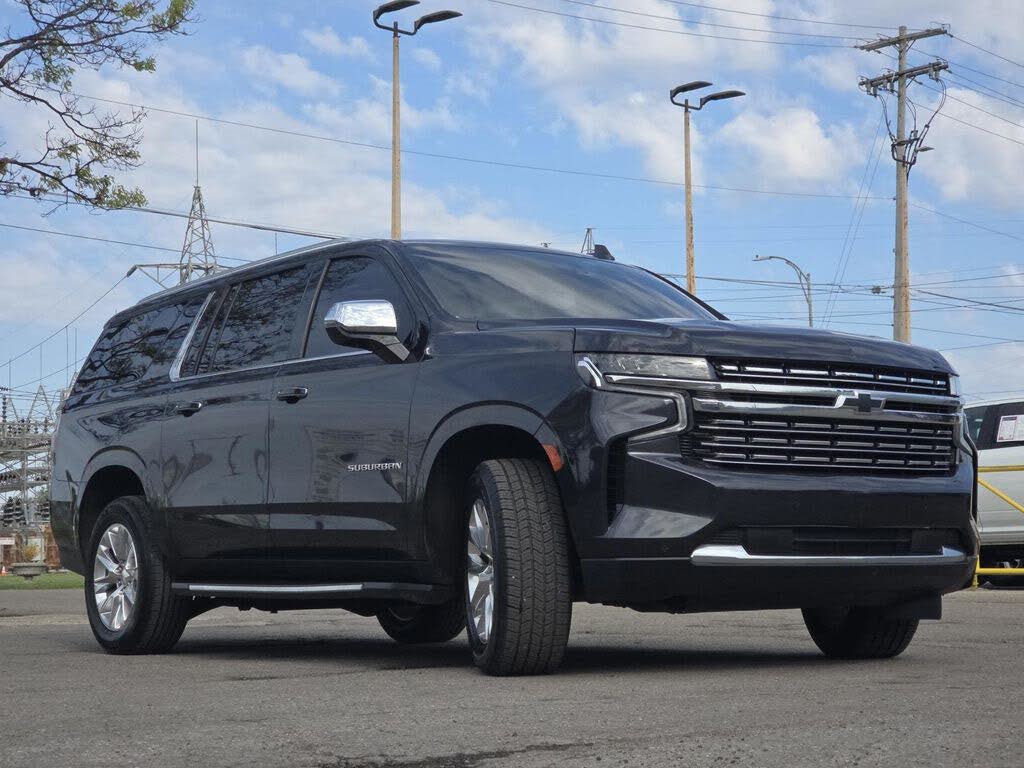2023 Chevrolet Suburban Premier V8 SUV