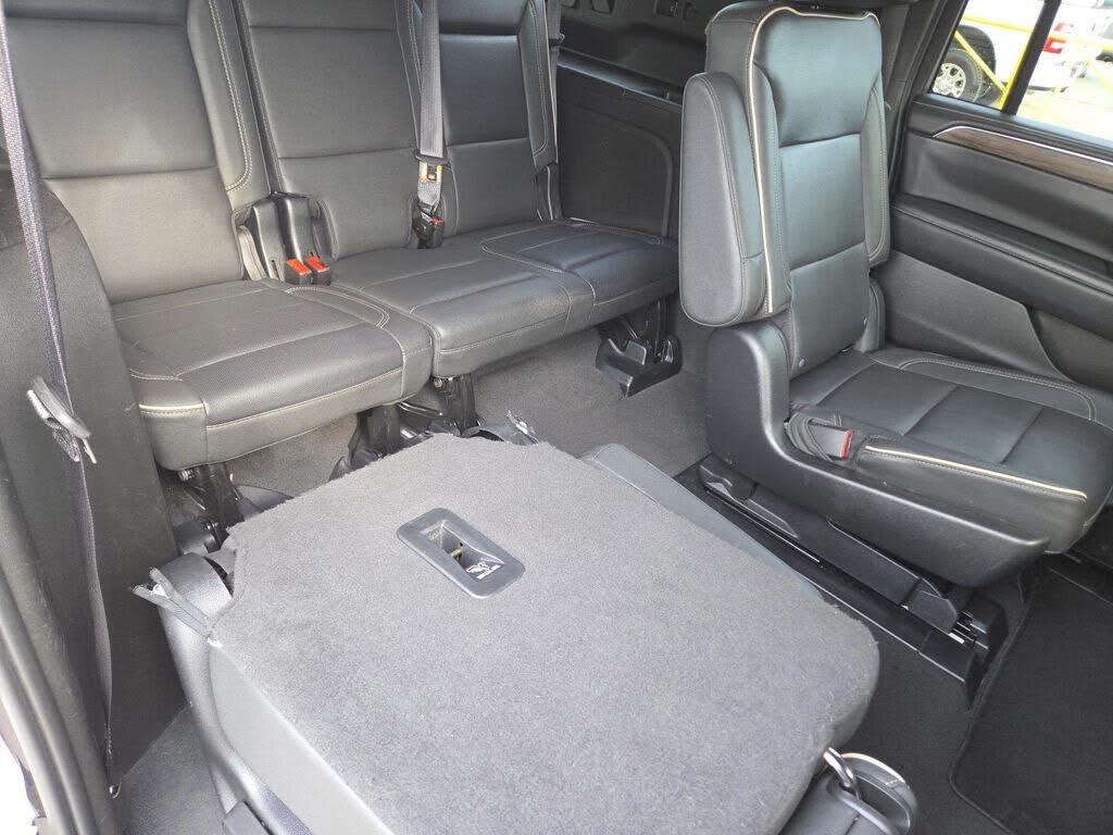 2023 Chevrolet Suburban Premier V8 SUV