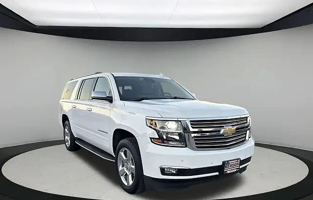 Luxury 2020 Chevrolet Suburban Premier Full-Size SUV