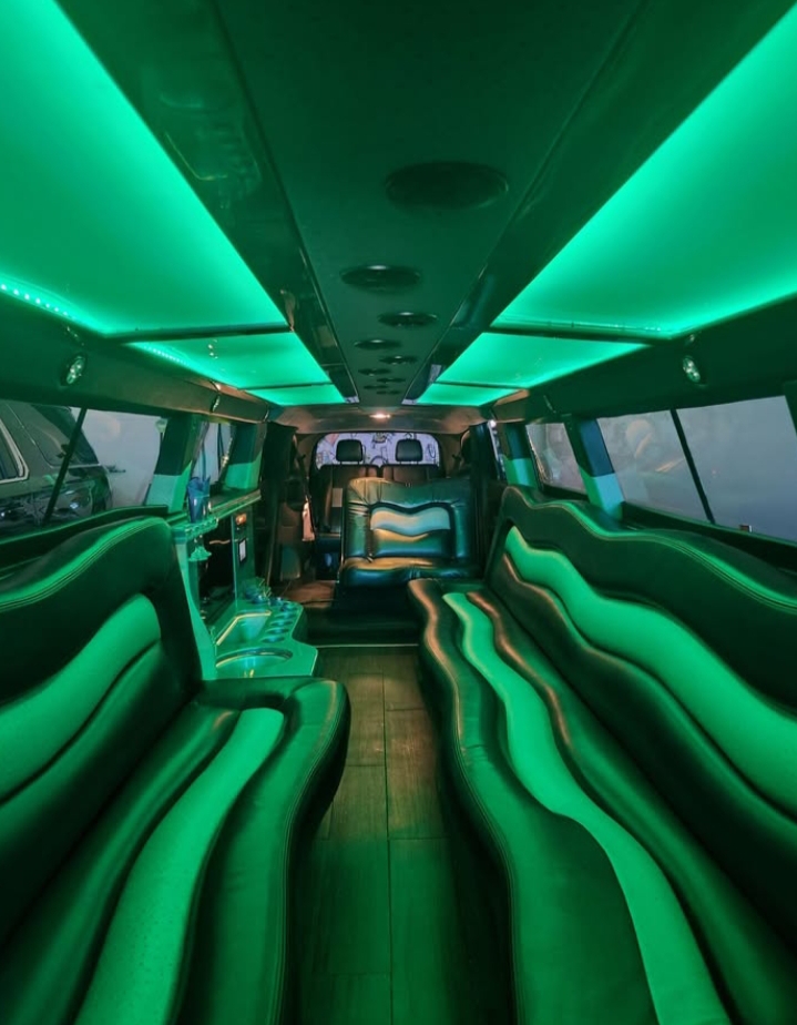 2016 Dodge Durango Limousine