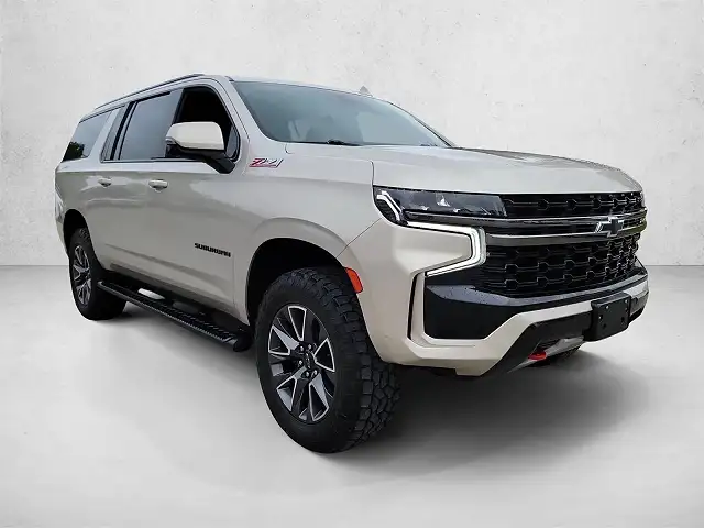 Premium 2022 Chevrolet Suburban Z71 V8 SUV