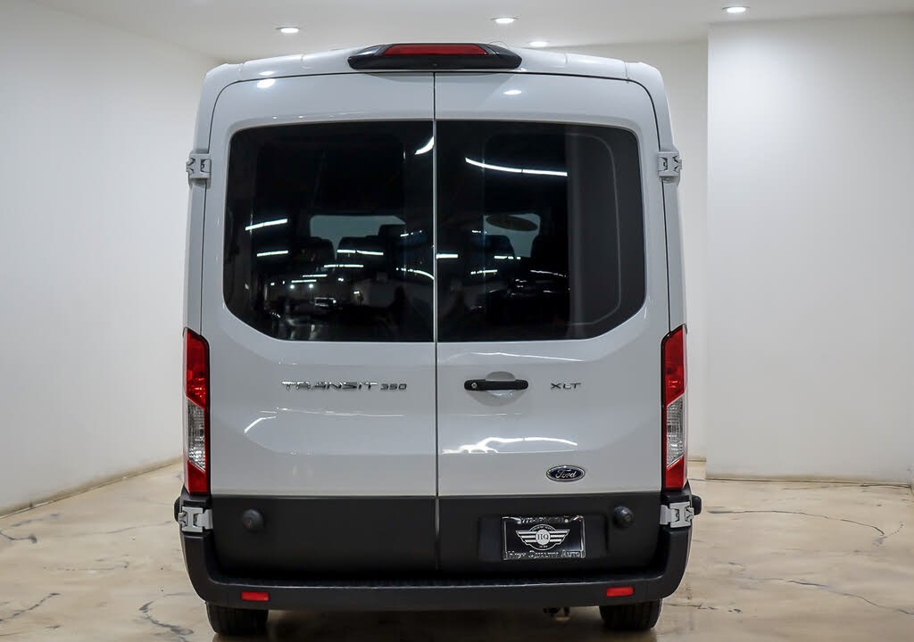 Spacious 2019 Ford Transit Passenger Van with Medium Roof Design