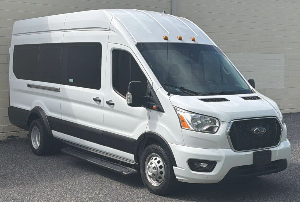 2022 Ford Transit Passenger 350 XL Extended
