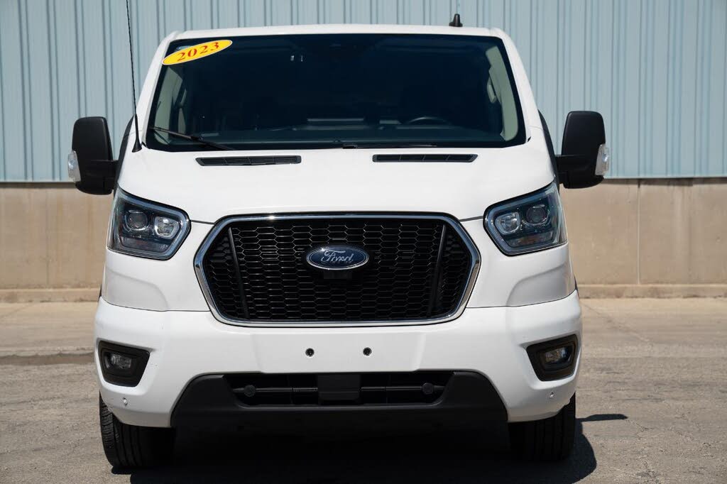 2023 Ford Transit Passenger Low Roof LB RWD