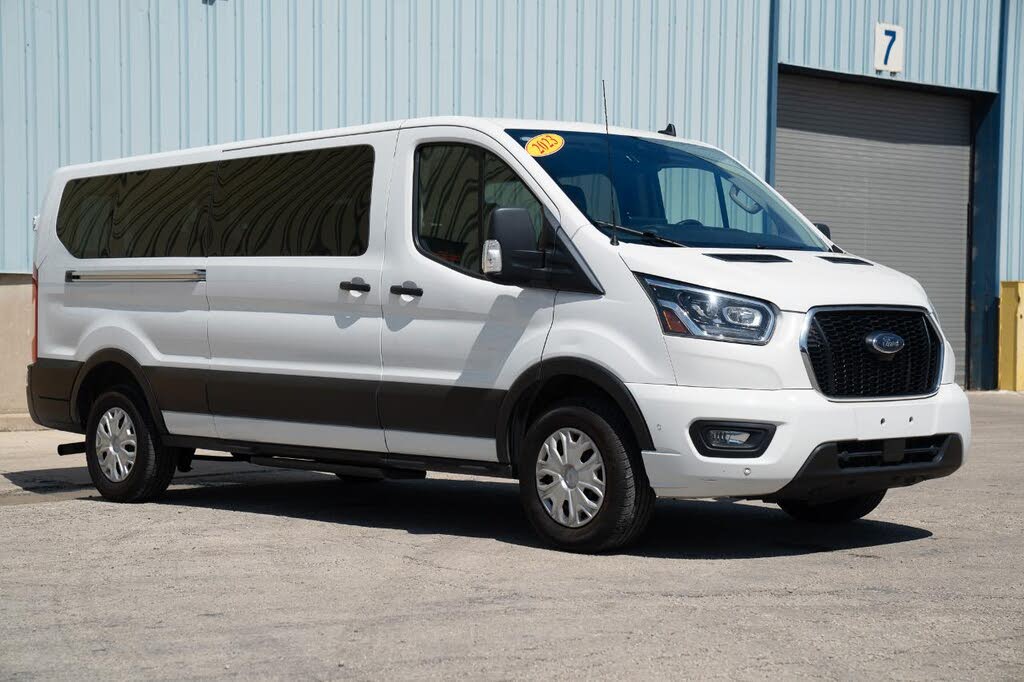 2023 Ford Transit Passenger Low Roof LB RWD