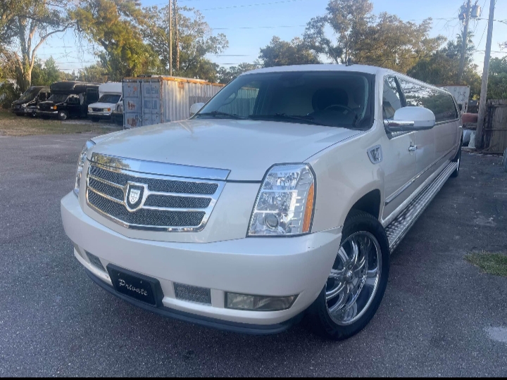 2008 Cadillac Escalade Stretch Limousine