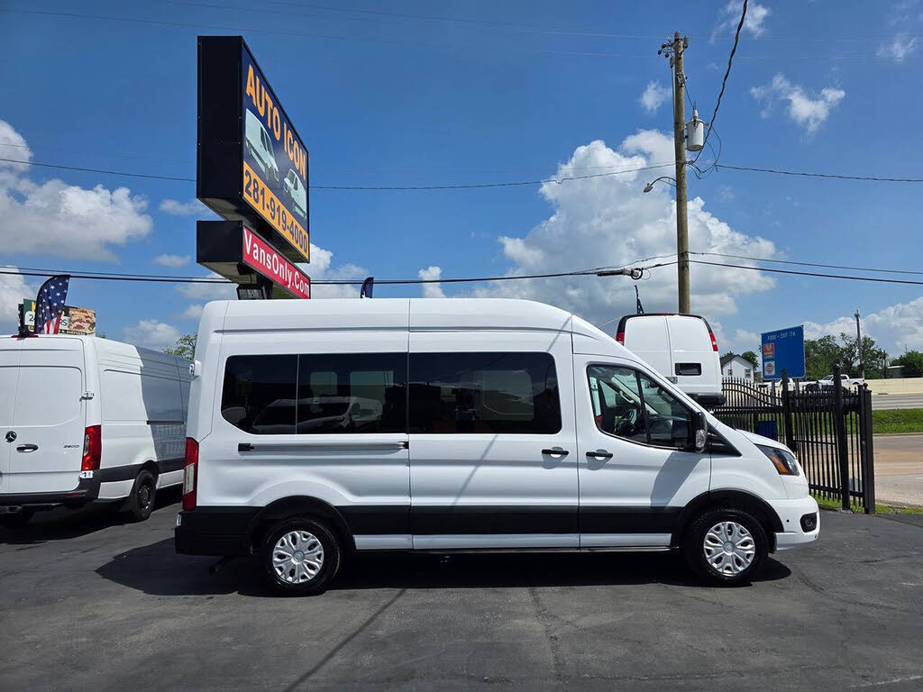 Premium High Roof 2025 Ford Transit Passenger Van