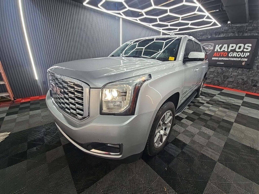 2020 Yukon XL Denali 4WD – Premium Full-Size SUV