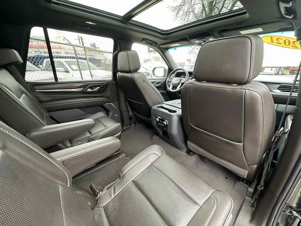 Powerful 2021 GMC Yukon Denali SUV