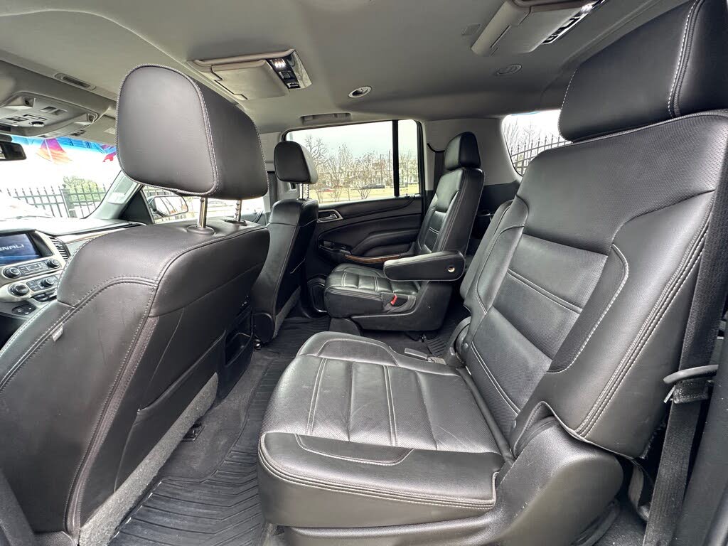 Spacious Black 2019 GMC Yukon XL Denali SUV