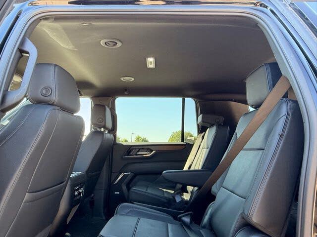 2025 GMC Yukon XL Denali 4WD – Spacious Luxury SUV