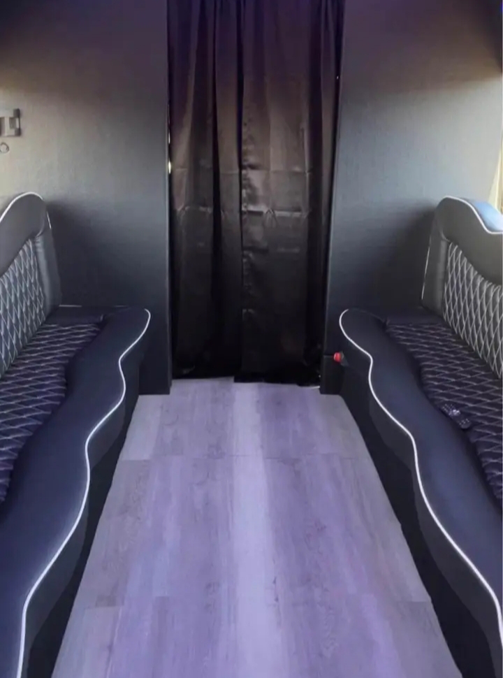 2001 Ford E-450 Party Bus