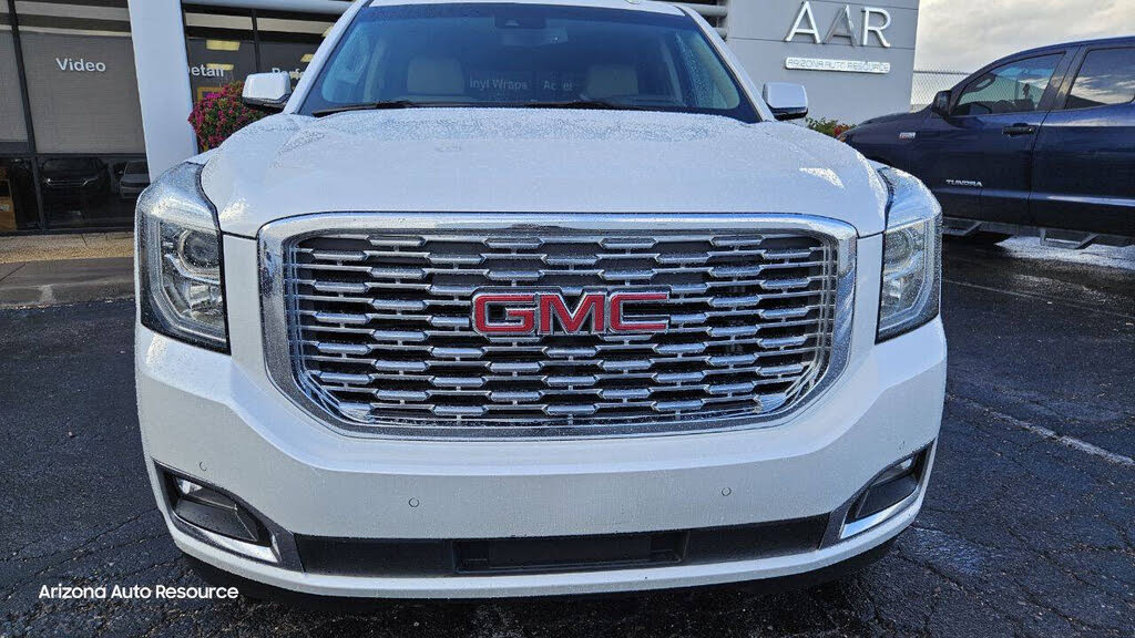 Premium 2018 GMC Yukon Denali RWD with 6.2L V8 Engine