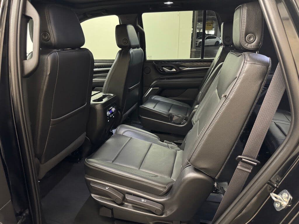 Luxury 2022 GMC Yukon Denali 4WD SUV