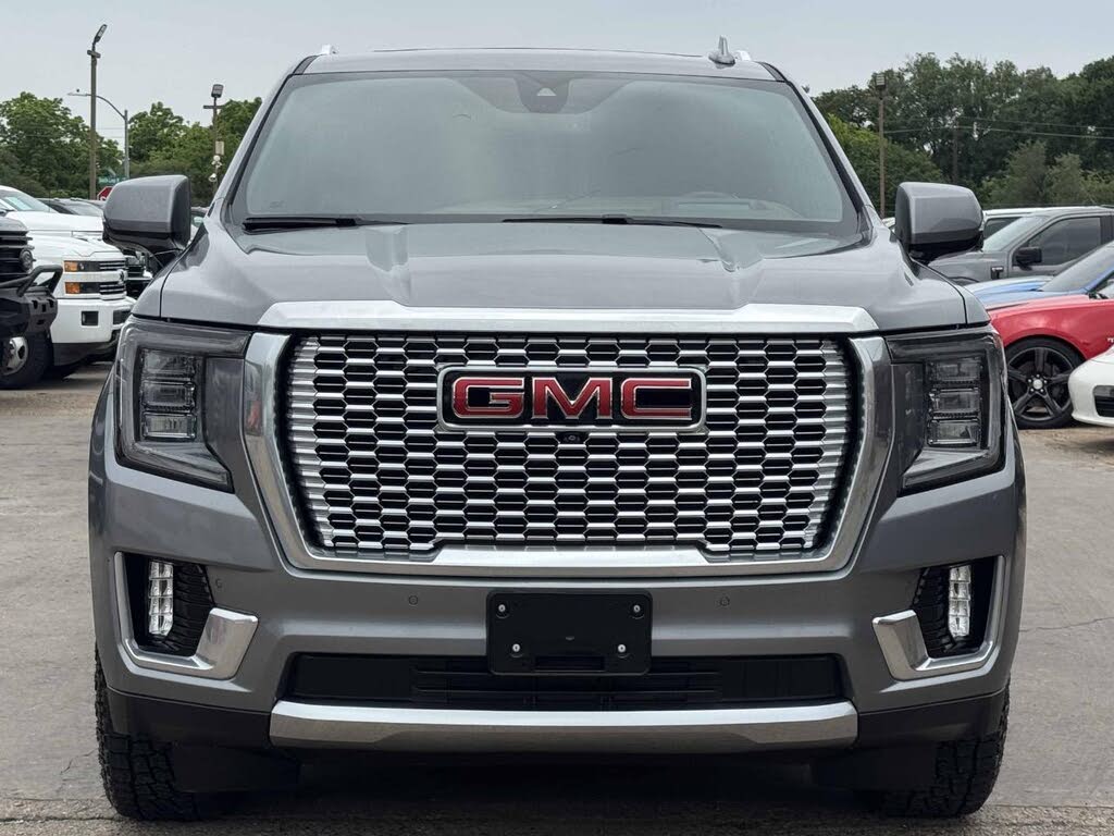 2022 GMC Yukon Denali 4WD – Luxury SUV with V8 Power