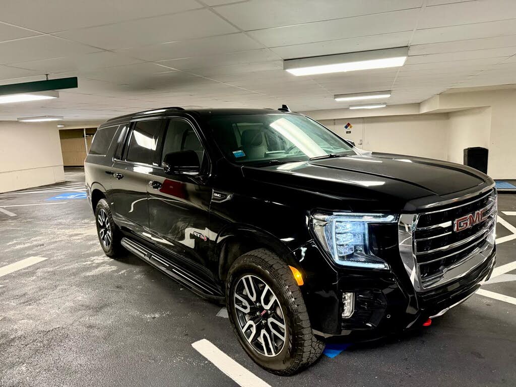 2023 GMC Yukon XL SUV with 6.2L V8 Power