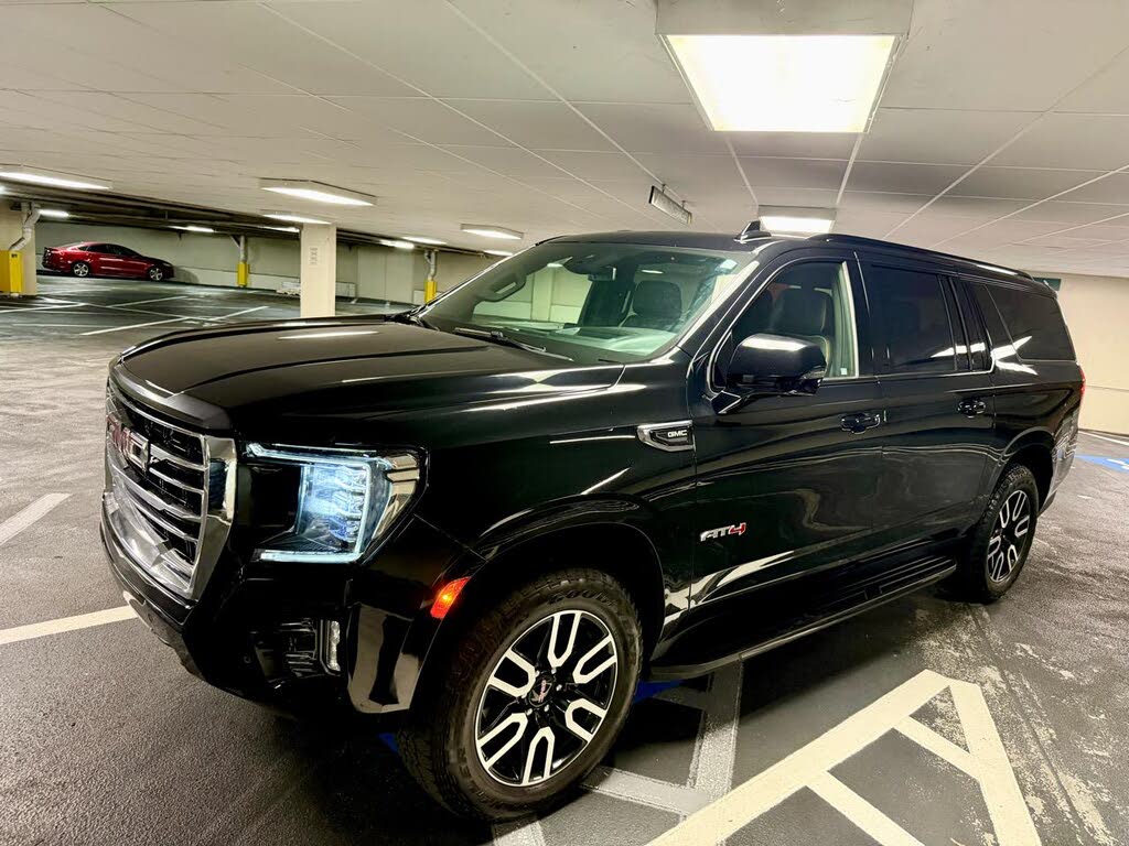 2023 GMC Yukon XL SUV with 6.2L V8 Power