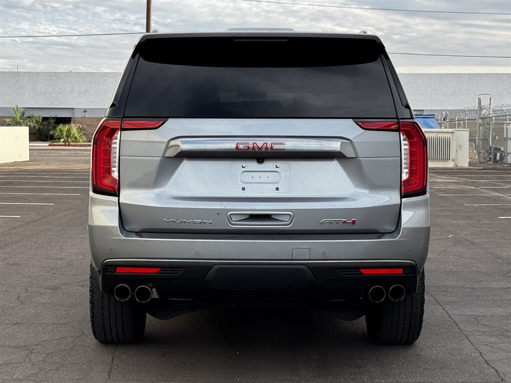 Low - Mileage 2024 GMC Yukon XL AT4 4WD SUV