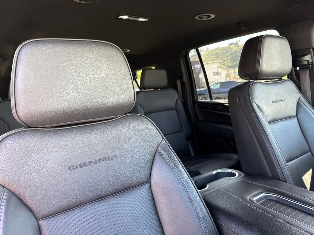 2024 GMC Yukon XL Denali 4WD – Spacious Luxury SUV