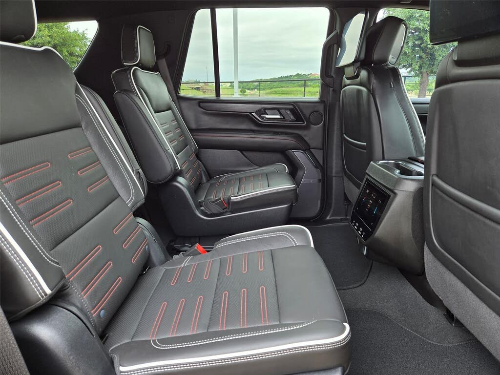 2025 GMC Yukon AT4 SUV with ultimate 420-HP V8