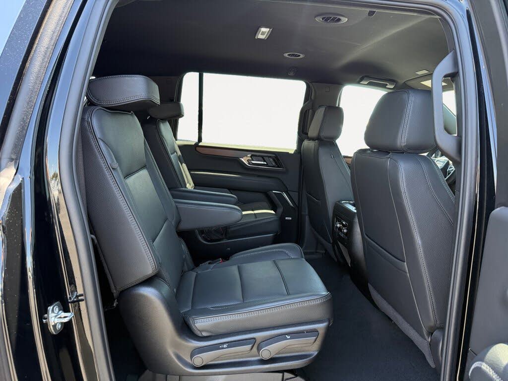 Premium Full-Size SUV: 2025 GMC Yukon XL Denali