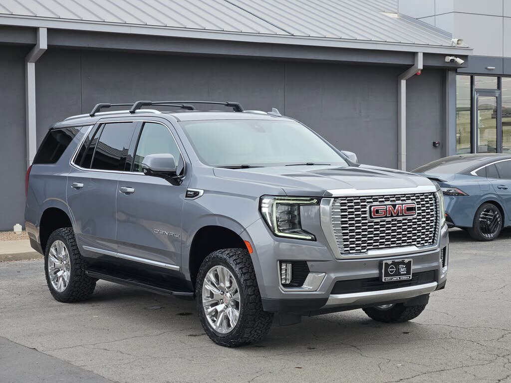 Luxury Full-Size SUV: 2022 GMC Yukon Denali 4WD