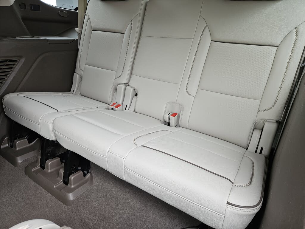 Luxury Full-Size SUV: 2022 GMC Yukon Denali 4WD