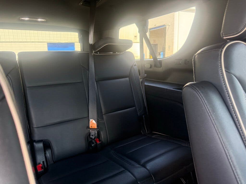 2021 GMC Yukon XL SLT 4WD – Spacious Luxury SUV