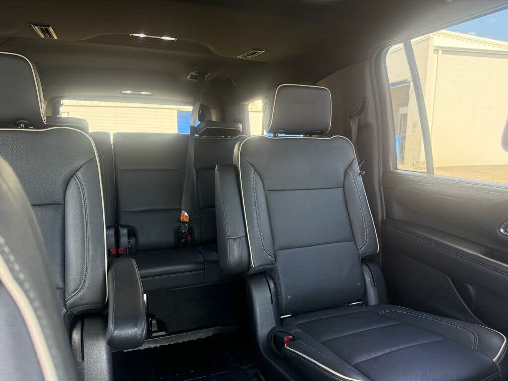 2021 GMC Yukon XL SLT 4WD – Spacious Luxury SUV