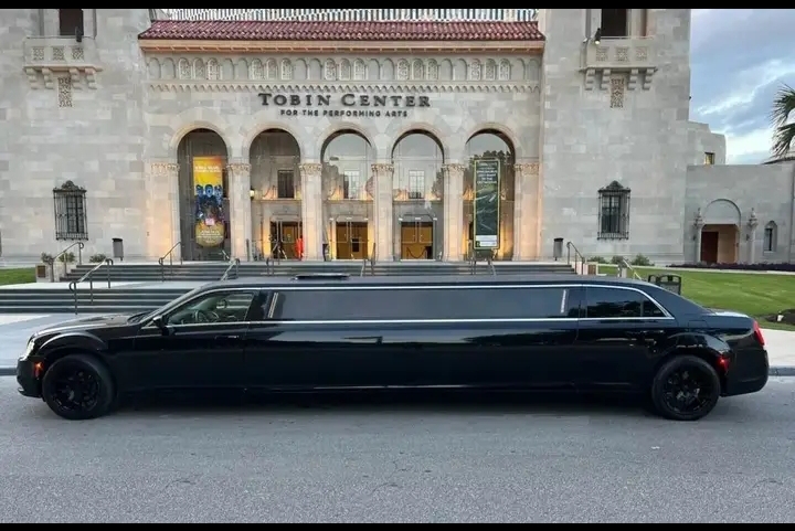 2015 Chrysler 300 Limousine