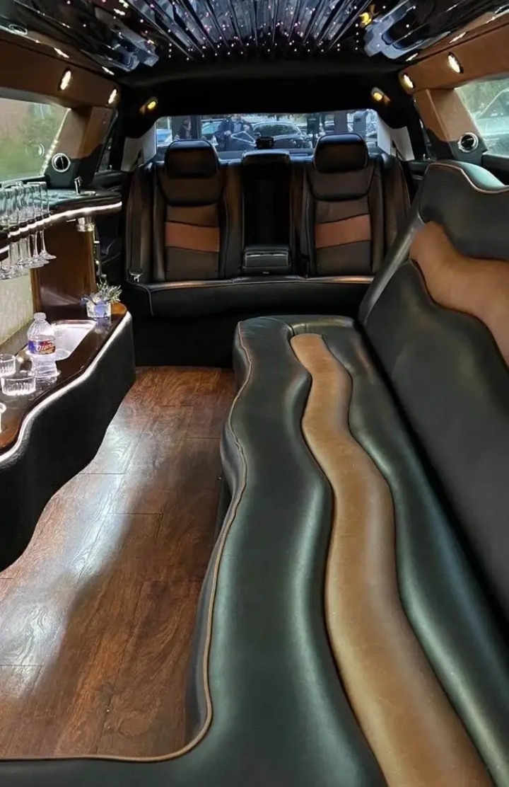 2015 Chrysler 300 Limousine
