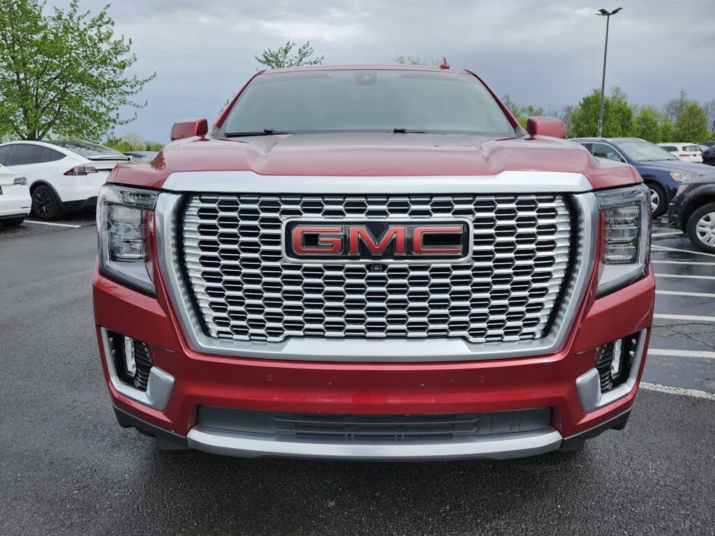 2021 GMC Yukon XL Denali 4WD - Powerful 6.2L V8 SUV