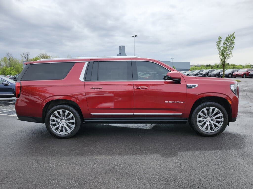 2021 GMC Yukon XL Denali 4WD - Powerful 6.2L V8 SUV