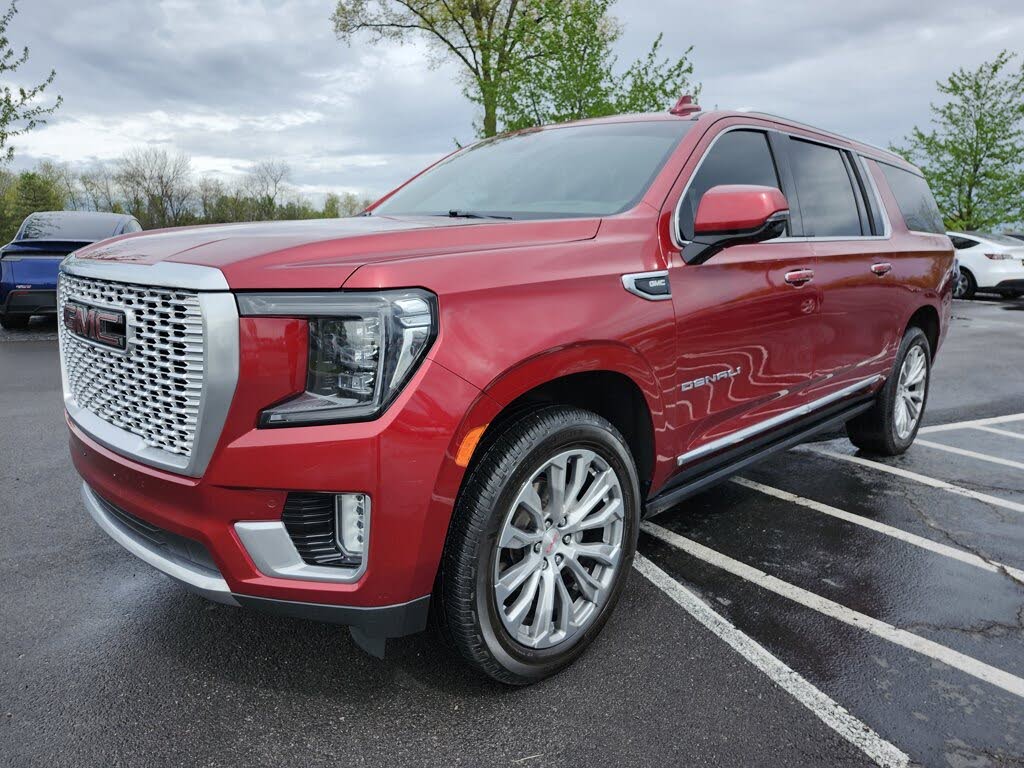 2021 GMC Yukon XL Denali 4WD - Powerful 6.2L V8 SUV