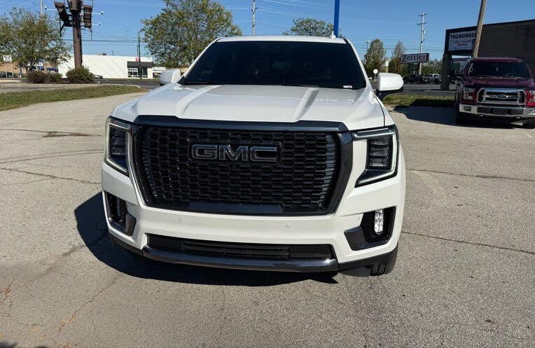 2024 GMC Yukon Denali SUV with V8 Performance