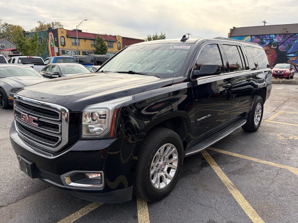Well-Equipped 2018 GMC Yukon XL SLT 4WD SUV