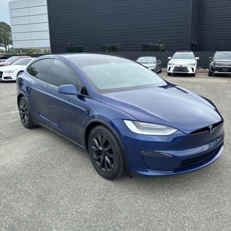 2022 Tesla Model X Plaid AWD – Luxury Electric SUV