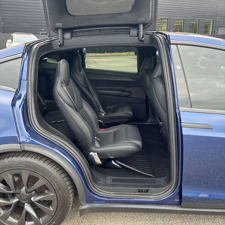 2022 Tesla Model X Plaid AWD – Luxury Electric SUV