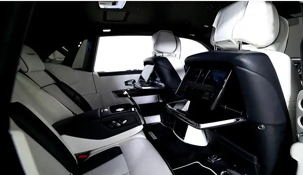 2018 Rolls-Royce Phantom