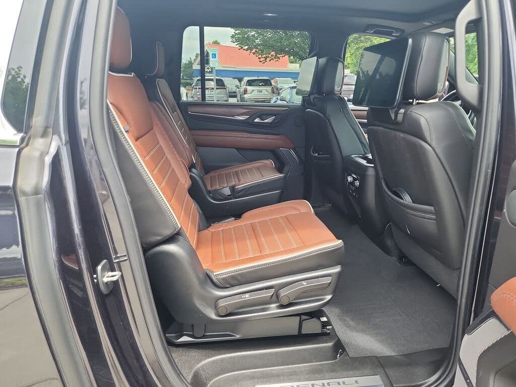 Well-Maintained 2023 GMC Yukon XL Denali – Luxury SUV