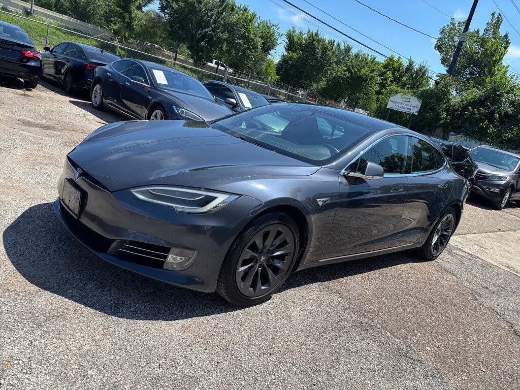2020 Tesla Model S - High-Range Electric Sedan