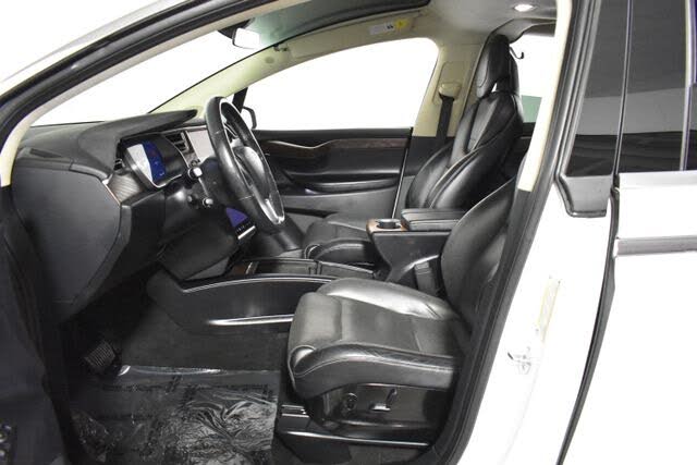 2016 Tesla Model X – Premium Electric SUV