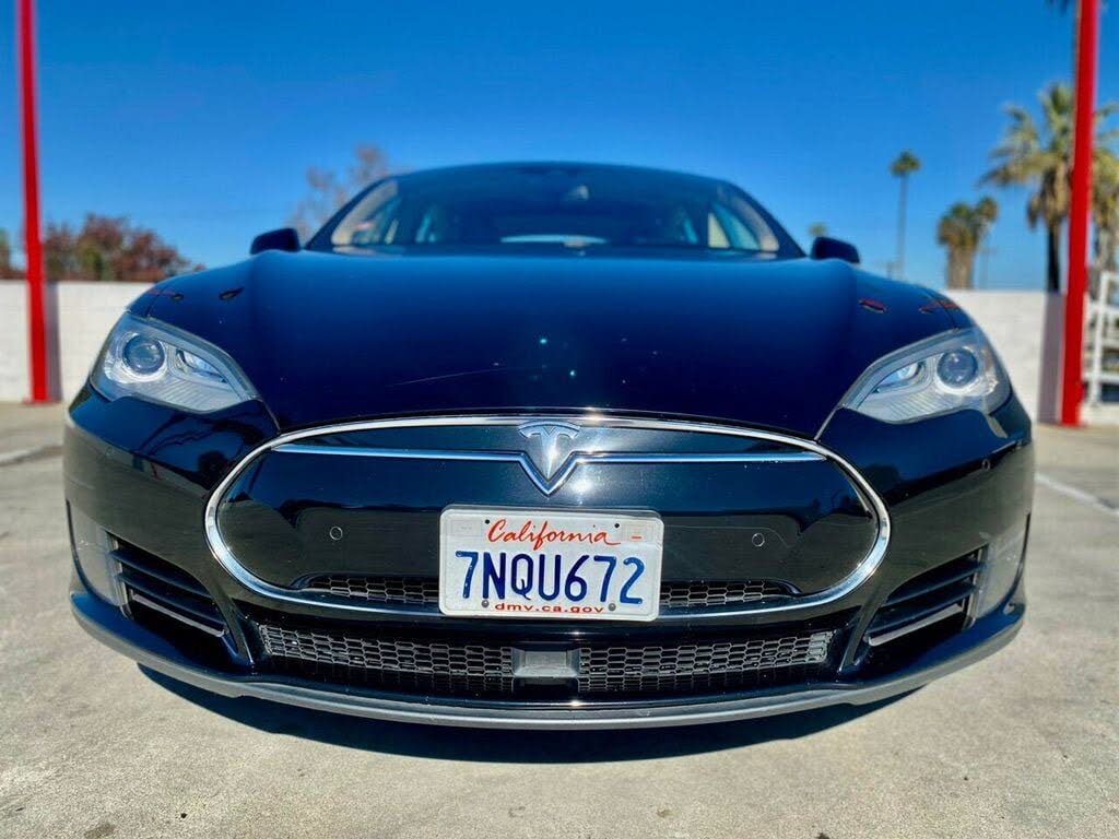 2015 Tesla Model S 85 RWD – Luxury Electric Sedan