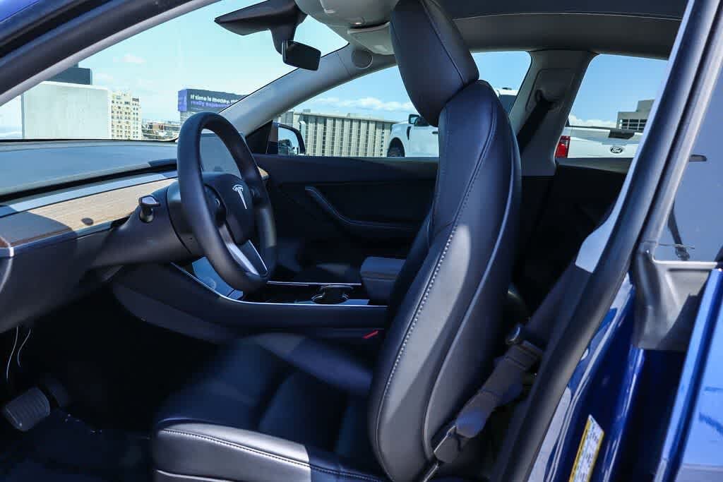 Premium Electric SUV: 2021 Tesla Model Y Long Range AWD