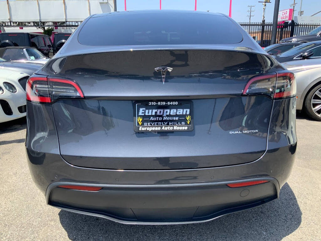 2022 Tesla Model Y Long Range AWD – Electric SUV
