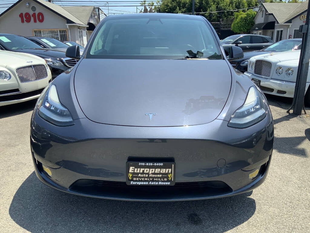 2022 Tesla Model Y Long Range AWD – Electric SUV